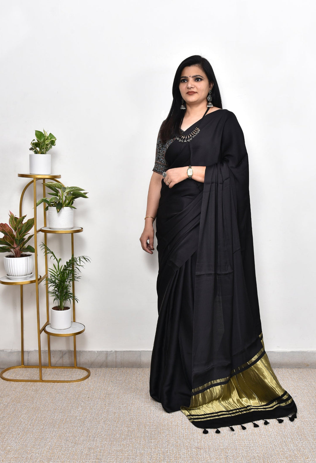 PLAIN MODAL SILK SAREE WITH TISSUE PALLU