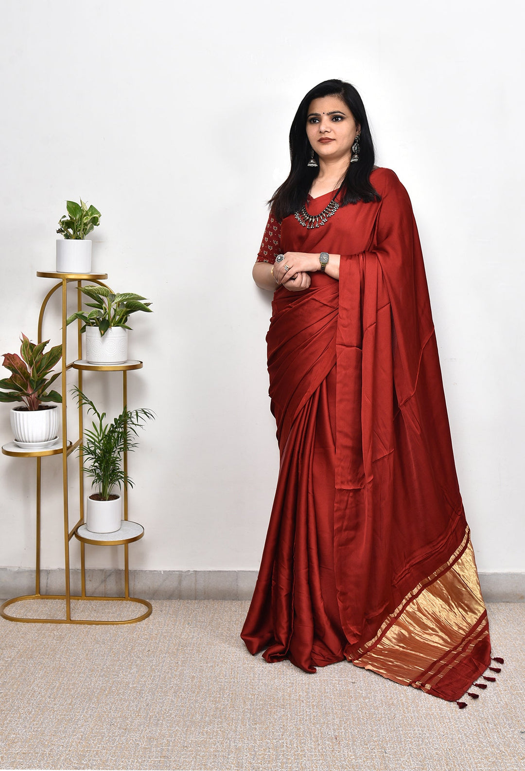 PLAIN MODAL SILK SAREE WITH TISSUE PALLU