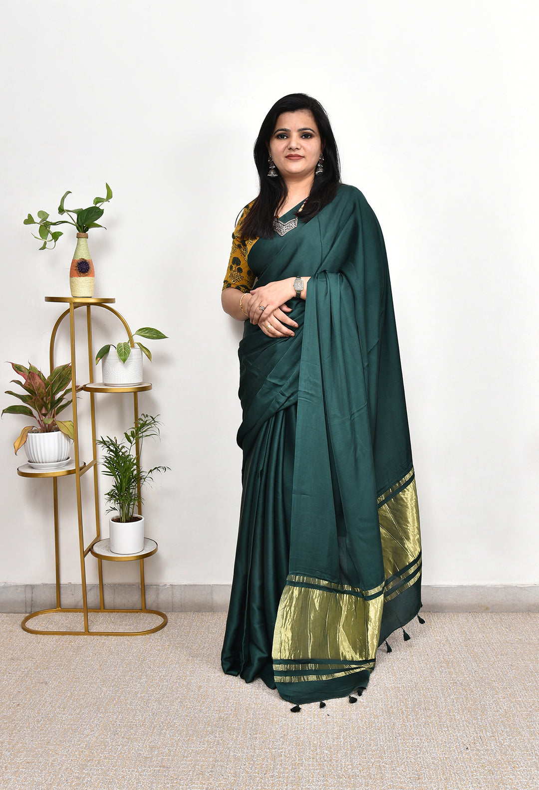 PLAIN MODAL SILK SAREE WITH TISSUE PALLU