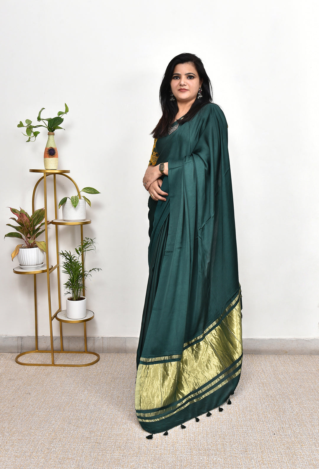 PLAIN MODAL SILK SAREE WITH TISSUE PALLU