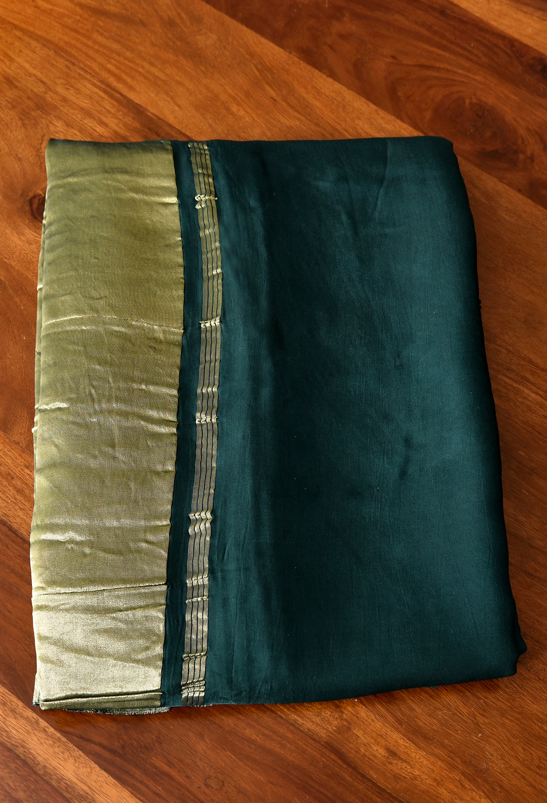 PLAIN MODAL SILK SAREE WITH TISSUE PALLU