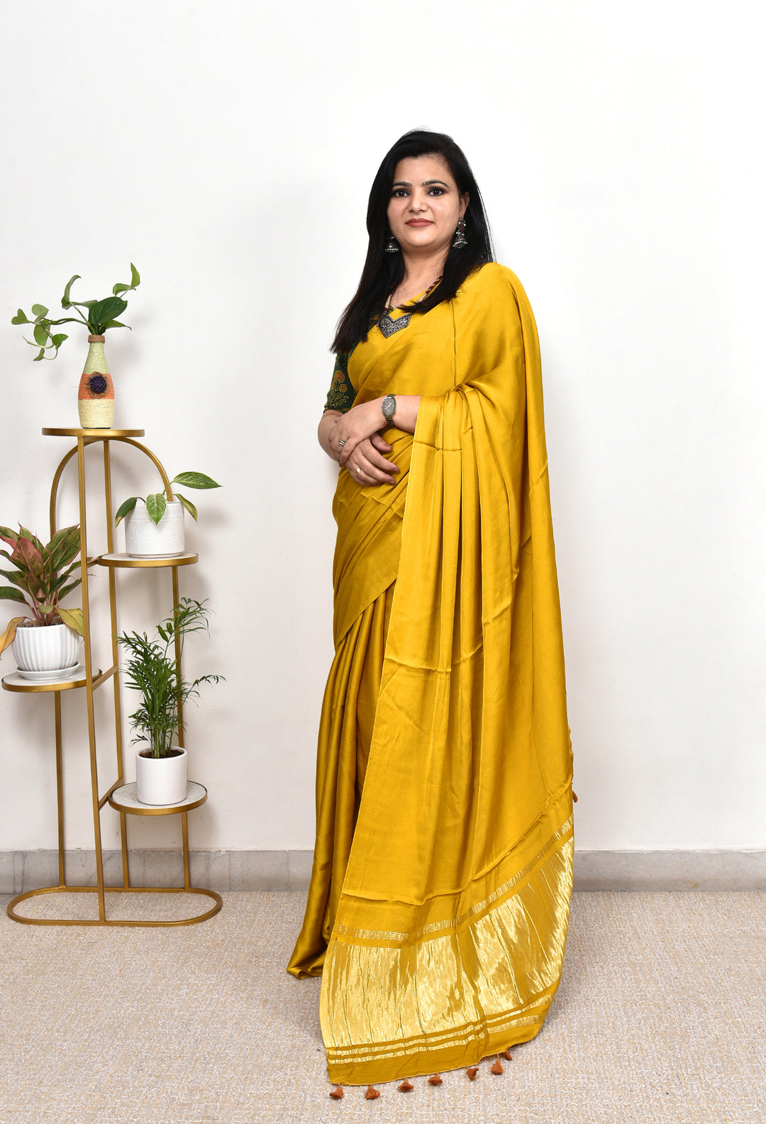 PLAIN MODAL SILK SAREE WITH TISSUE PALLU