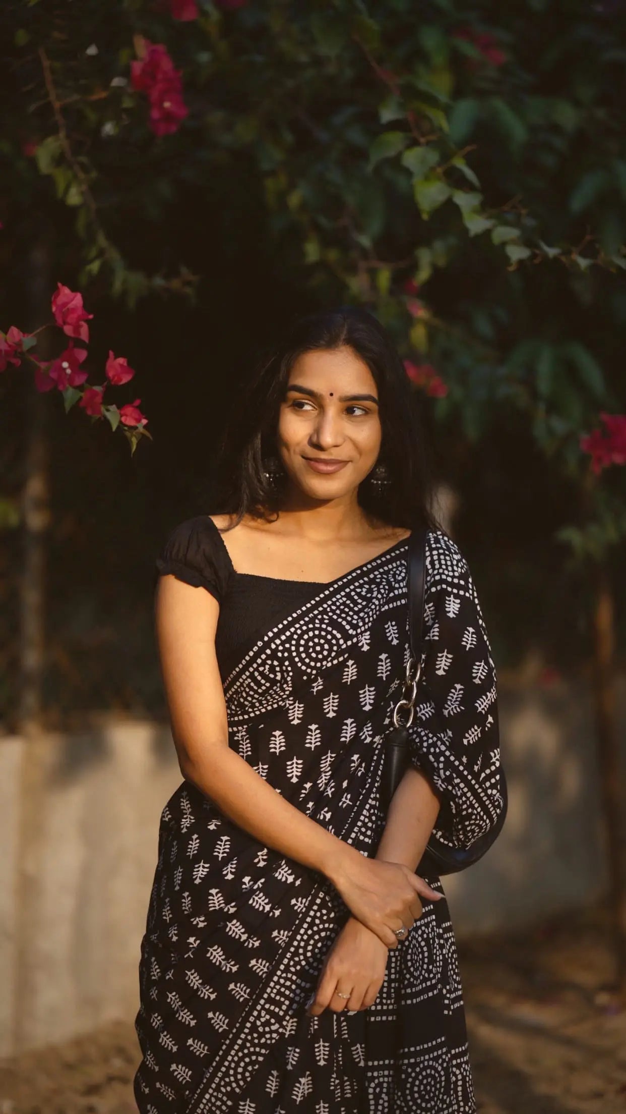 Black Leaf Design Cotton Linen Saree